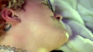 omg this goth slut's dripping red and cumming hard with toy 😈💦🔥