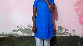 yoga student priyanka gets pussy fingered during workout