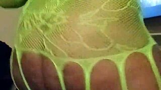 big booty ebony cousin shakes her naked tits and ass seductively