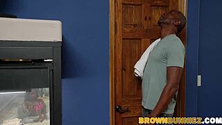 Wet ebony stepdaughter takes anal from father-in-law deep