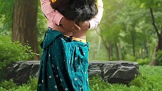 Bhabhi spreads legs wide for forest daddy pounding