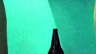 WOW MY RICH VAGINA JUICED FROM BOTTLE MASTURBATION BLAST!