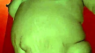 Milf Cougar Moans in Ecstasy from Foot Fetish Pounding!