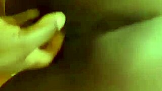 oh man petal's shaved pussy looks so damn good today... update vibes