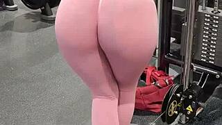 Milf Gym Life in Tight Leggings Shows Off Huge Tits and Ass