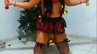 Quieres ser mi esclava atada en Navidad, puta sumisa?