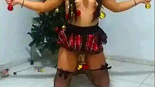 Quieres ser mi esclava atada en Navidad, puta sumisa?