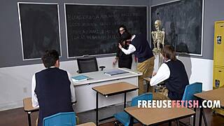 milf teacher valentina nappi lets us fuck free in class 📚🍆