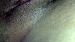 Gostosinha Delivers Captivating Solo Webcam Performance