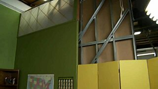 yo threesome party bangs with flower tucci courtney cummz milfs ass lovin