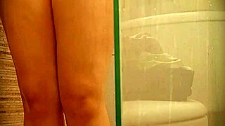 Spanish Event Promoter Milet Shaves Her Pussy on Real Spy Cam