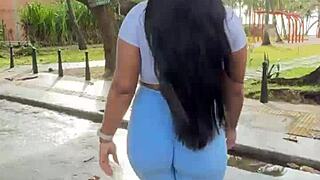 love my tight leggings walk