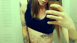 omg i can't stop rubbing my clitty in these satin panties 😩💦