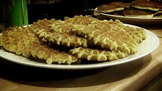 blonde cindy behr food-covered sucks big cock rides!