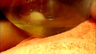 Webcam Girl Pees Outdoor in Public Amateur Show – Dare You Watch Her Squirt?!!