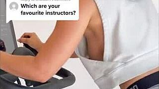 Gym girl's downblouse flashes hard nipples accidentally