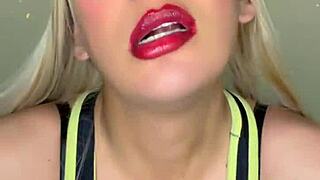 sporty transsexual flaunts her juicy tetas