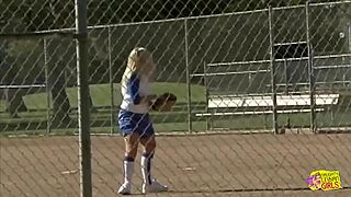 two fit baseball babes dive into naughty threesome with horny blonde lesbian 💦👅