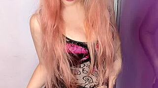 yo i'm that findom goaldigger in body stockings singing addicted to me while dominating your wallet