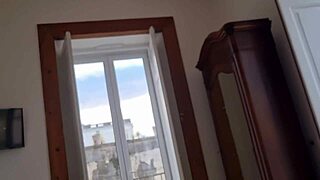 Morning Wake-Up Jerk-Off Empties Full Balls in Homemade Clip