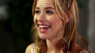 teen les dyke gf sixtynines pussy licks her tattooed lover sensually