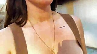 whoa these huge boobs bounce wild on webcam show 🔥🍈