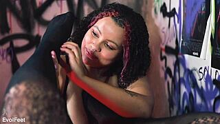 curvy babes worship asses lick feet deepthroat wand vibes nonstop 😍👣