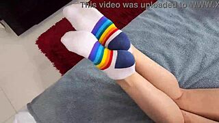 😏 cute babe's pretty ass tease got me so hard already!