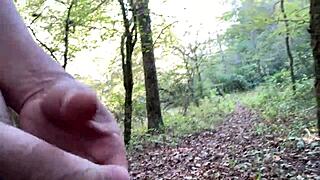 Clitlicker662 flashes pussy outdoors then orgasms sloppy in forest!