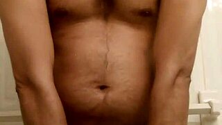 sexy poses revealing my tempting curves