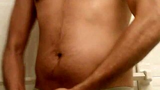 sexy poses revealing my tempting curves