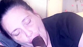 Chubby Bimbo's No-Teeth Gumjob Accidentally Nuts on Face