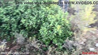 im a lebanese whore rubbn my pussy outdoors ridin huge colored dildo n squirtn