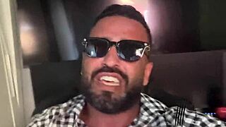 arrombando o cu enorme da casada com pauzão 🍑💦 ela goza gostoso na pica do comedor 😈 completo no red 🔥