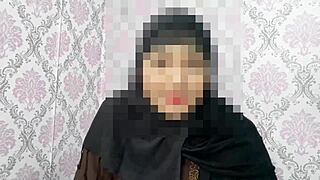 hijabi muslim stepsis fucks hindu stepbro on rakshabandhan