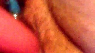 ugh rubbing my pussy feels too good again... cant stop