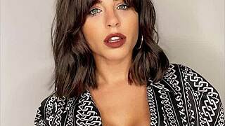 whoa georgia may foote's epic photo compilation got me staring 👀📸