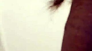 Huge stud pounds client pussy in classic fuck scene!