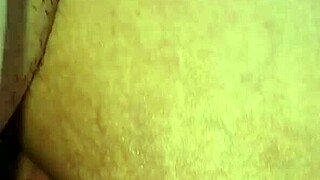 Curvy Latina's Daring Public Dick Ride