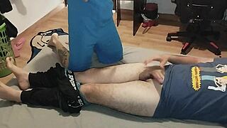 Busty Colombian milf takes huge cock deep in giant ass!