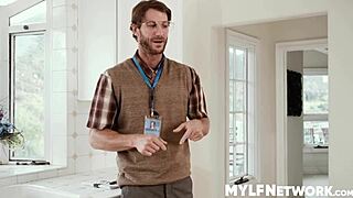 naughty lindsey lakes and venus valencia lure a stud into steamy threesome with deepthroat and rides