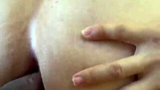 ella baja jeans pa' que le rompan ese culote al aire libre 😈🍑