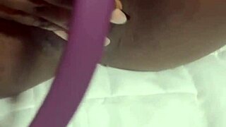 Colombian babes toy big asses in steamy homemade night