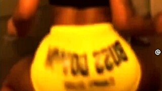 thick ebony ass in leggings bounces softer than waterbed