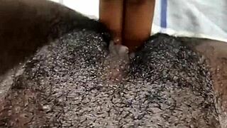homemade ebony babe teases wet pussy lips solo