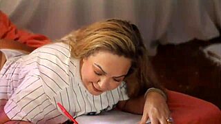 Surprise Christmas anal gift brings intense orgasm with Alessandra Maia and Joseph Britadeira