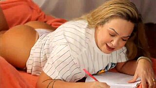 Surprise Christmas anal gift brings intense orgasm with Alessandra Maia and Joseph Britadeira