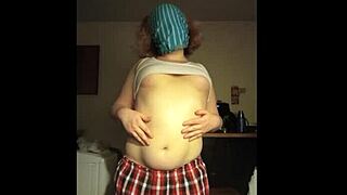 worship my big tits queen ass queen 👑🍑 subscribers get exclusive vids only for you 🔥