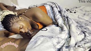 نيك جوز صاحبتي قبل النوم بدون ما يمسكونا