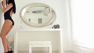 pretty brunette shares beautiful solo masturbation moment